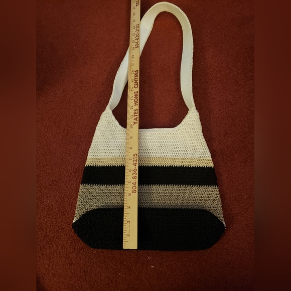 Liz Claiborne First Issue Crochet Purse - Picture 6 of 9